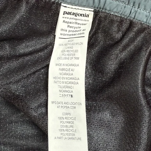 NWT Patagonia Men's 2XL Baggies Gray 6 Mesh Lined Swim Trunks Shorts 57022